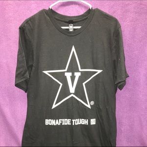 Large Vanderbilt University Tee shirt